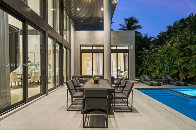 620 Ocean Blvd, Golden Beach, FL 33160