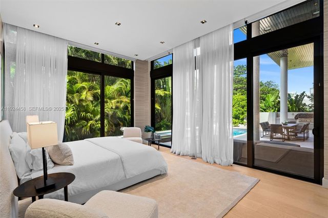 620 Ocean Blvd, Golden Beach, FL 33160