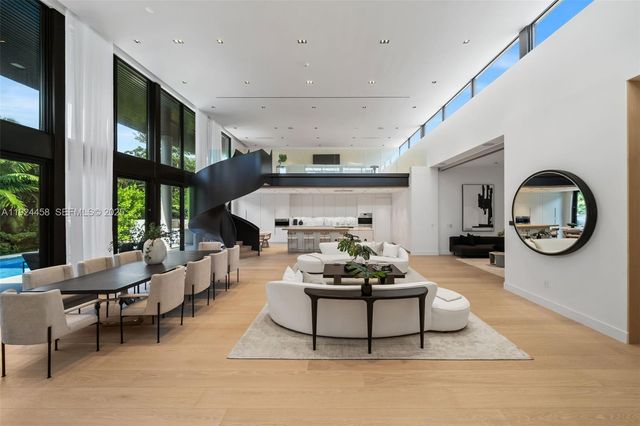 620 Ocean Blvd, Golden Beach, FL 33160