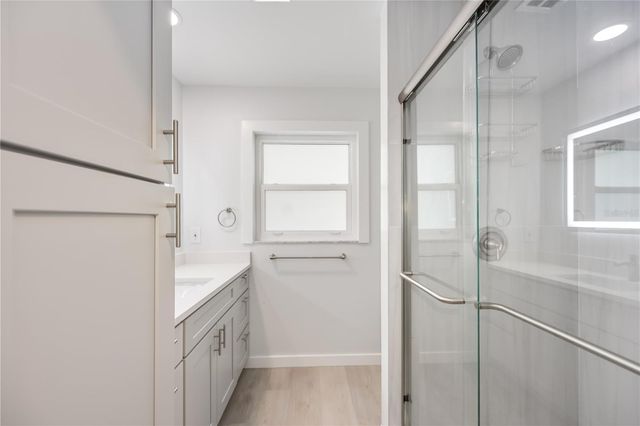 825 WHITE CAP CIRCLE 4, Venice, FL 34285