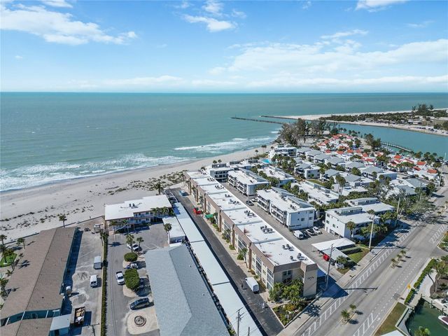 825 WHITE CAP CIRCLE 4, Venice, FL 34285