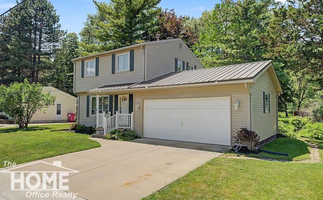723 Center Street, Owosso, MI 48867