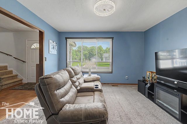 723 Center Street, Owosso, MI 48867
