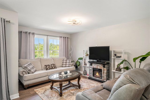 9260 N 225 E, Lake Village, IN 46349