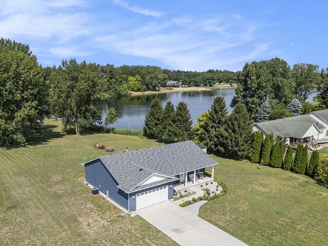 9260 N 225 E, Lake Village, IN 46349