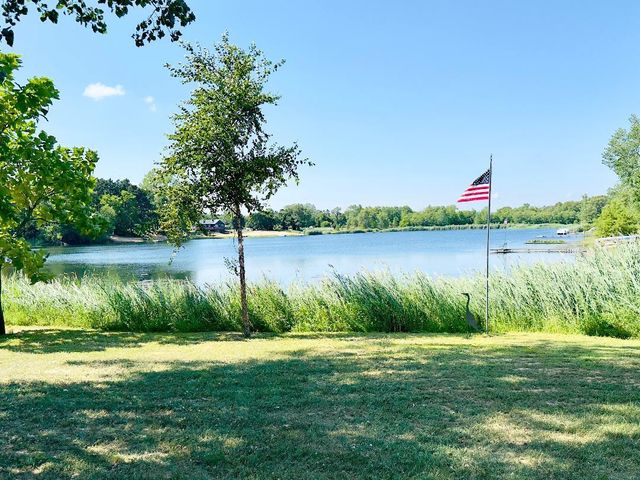 9260 N 225 E, Lake Village, IN 46349