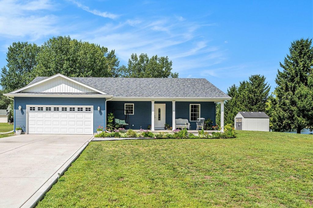 9260 N 225 E, Lake Village, IN 46349