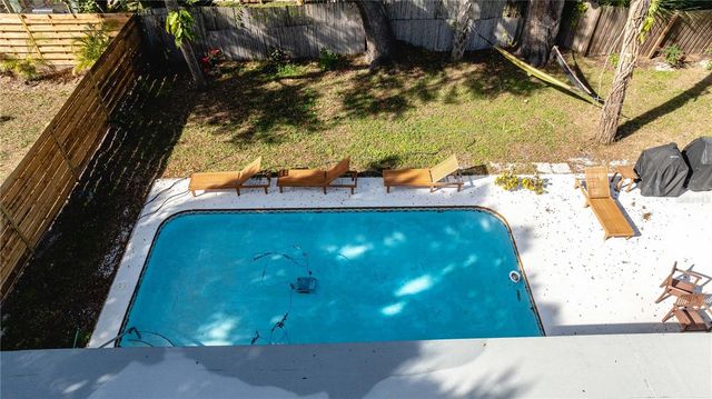 2019 CHIPPAWA PLACE, Sarasota, FL 34234