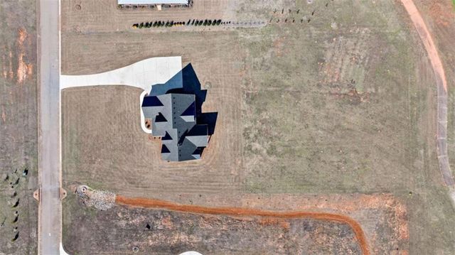 404 Whipple Avenue, Williamson, GA 30292