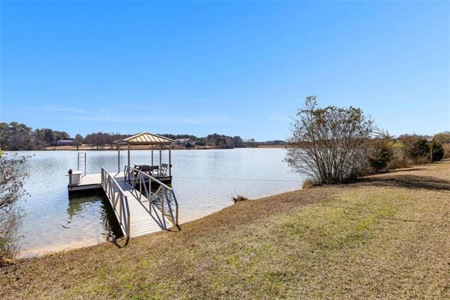 404 Whipple Avenue, Williamson, GA 30292