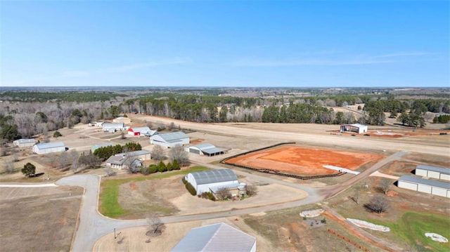 404 Whipple Avenue, Williamson, GA 30292