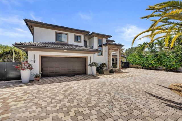 13676 SW 33rd Terrace, Miami, FL 33175