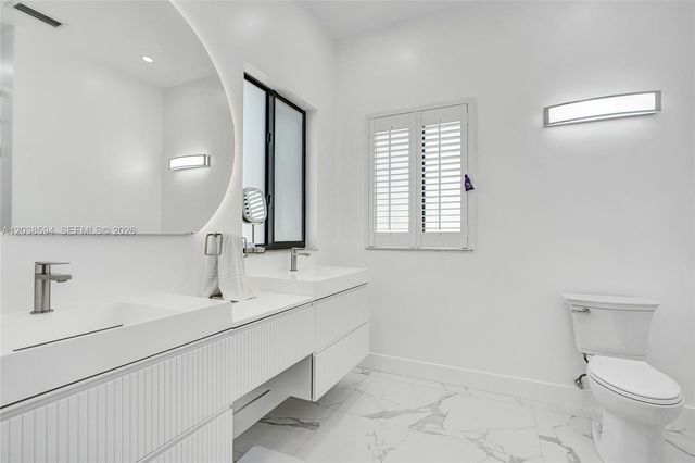 13676 SW 33rd Terrace, Miami, FL 33175