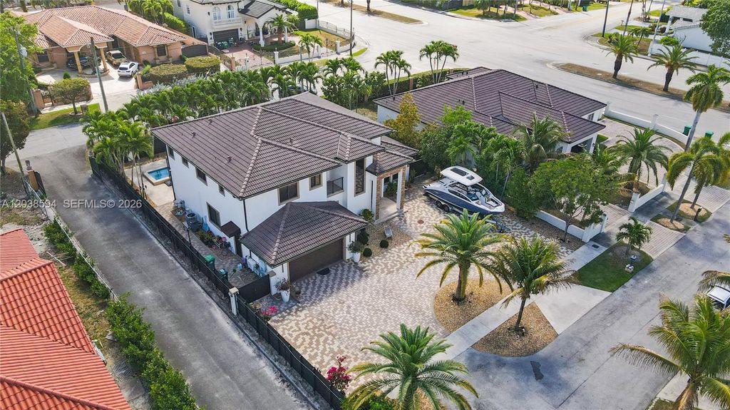 13676 SW 33rd Terrace, Miami, FL 33175
