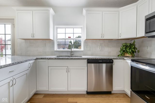 2248 Salem Park Drive, Indianapolis, IN 46239