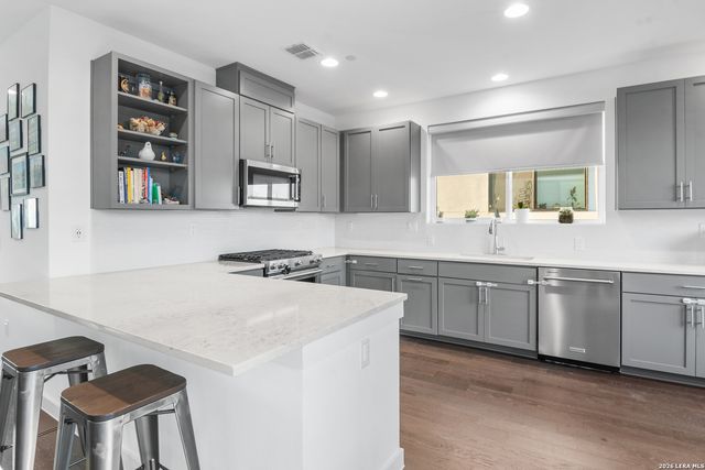 102 Tendick Unit 606, San Antonio, TX 78209