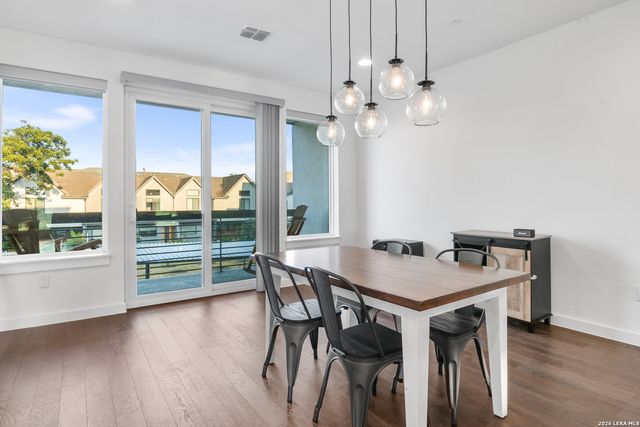 102 Tendick Unit 606, San Antonio, TX 78209