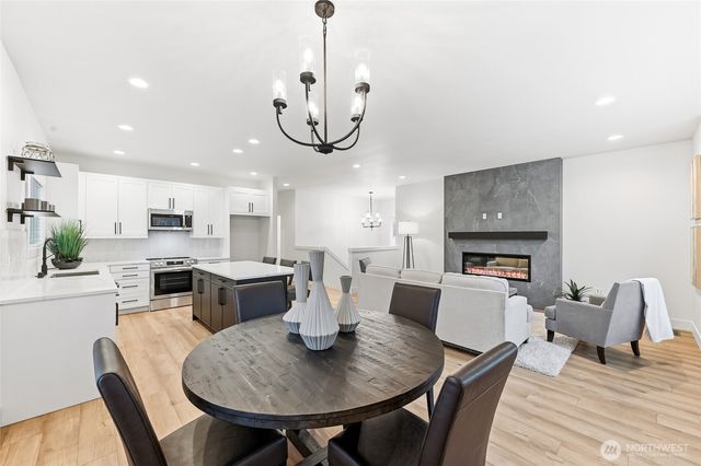 12015 44th Avenue S, Tukwila, WA 98168