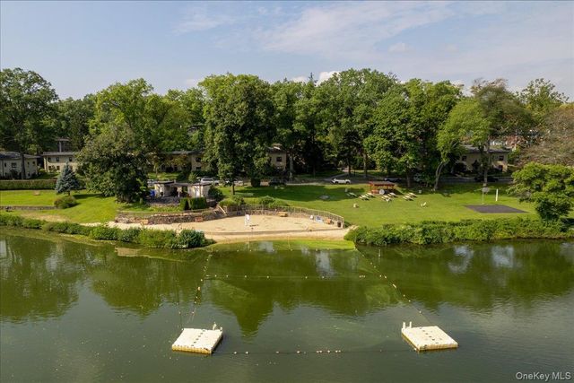 3 Whitehall Road 21, Eastchester, NY 10709