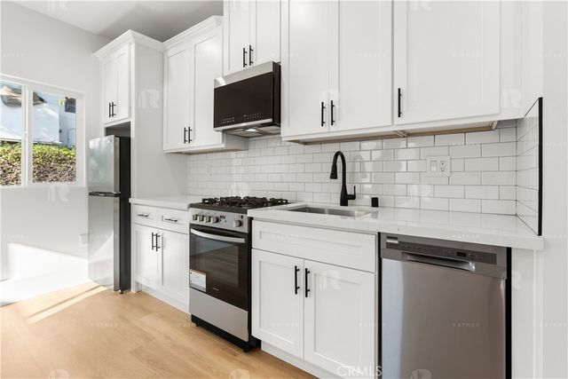 1259 Devon, Los Angeles, CA 90024