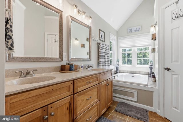 11064 STREAM SIDE LN, Culpeper, VA 22701