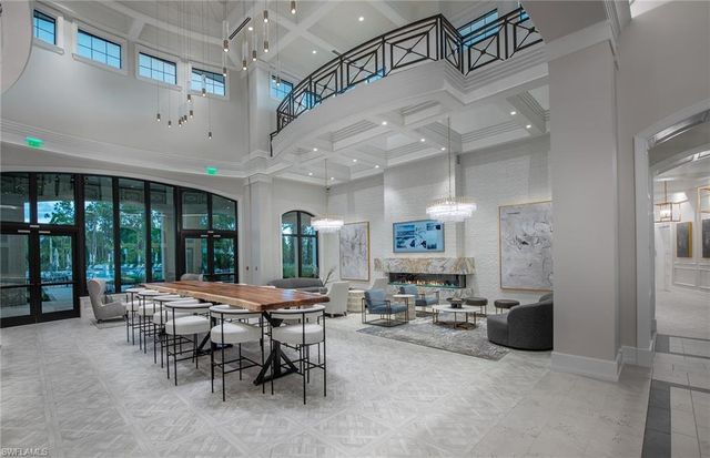 2084 FREEMONT WAY, Naples, FL 34120