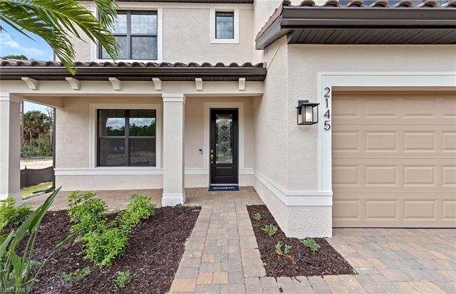 2084 FREEMONT WAY, Naples, FL 34120
