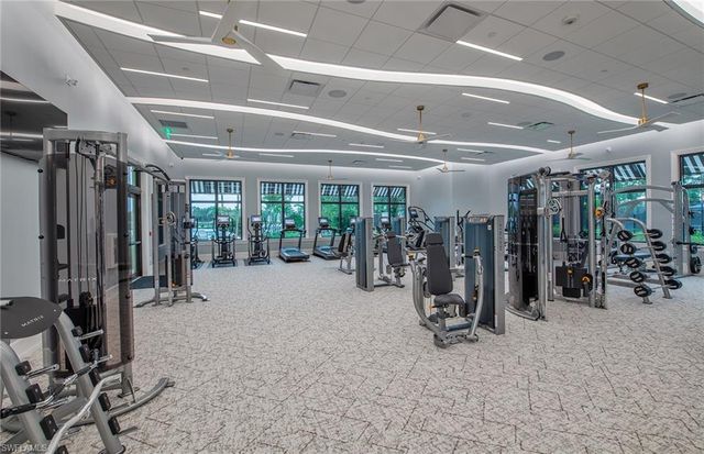 2084 FREEMONT WAY, Naples, FL 34120