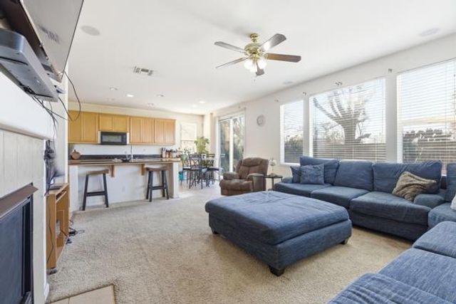 59 Flora Bella, Patterson, CA 95363