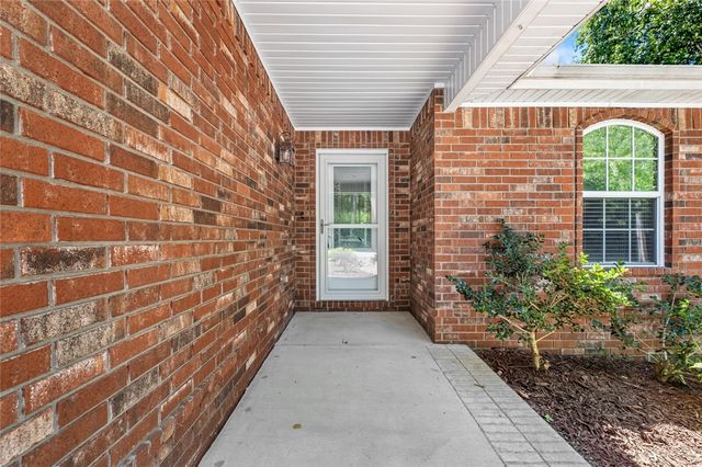 99 Buckingham Drive, Bella Vista, AR 72714