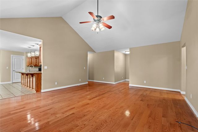 99 Buckingham Drive, Bella Vista, AR 72714