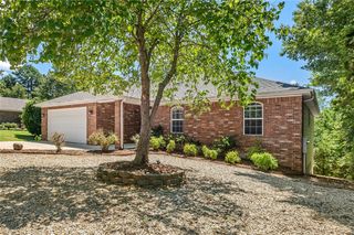 99 Buckingham Drive, Bella Vista, AR 72714