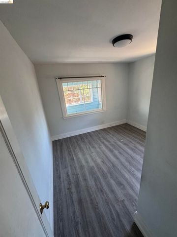 6440 Sunnymere, Oakland, CA 94605