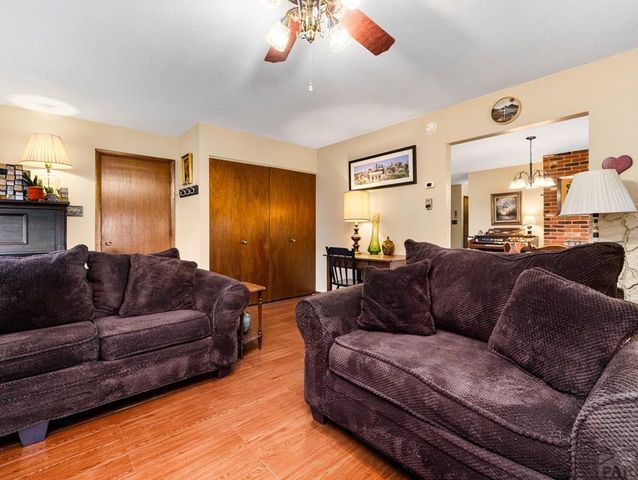 5284 Monte Vista Dr, Colorado City, CO 81019