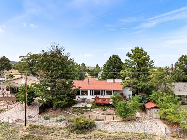 5284 Monte Vista Dr, Colorado City, CO 81019