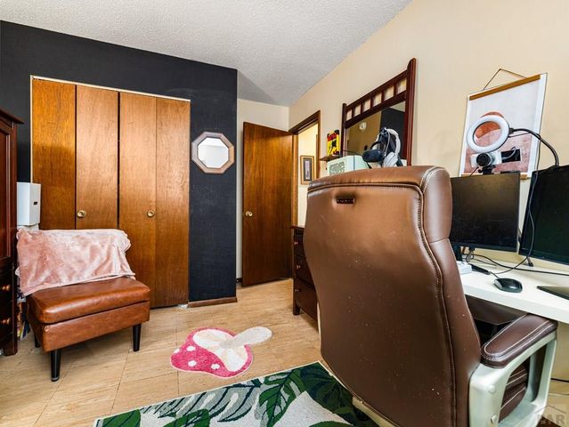 5284 Monte Vista Dr, Colorado City, CO 81019