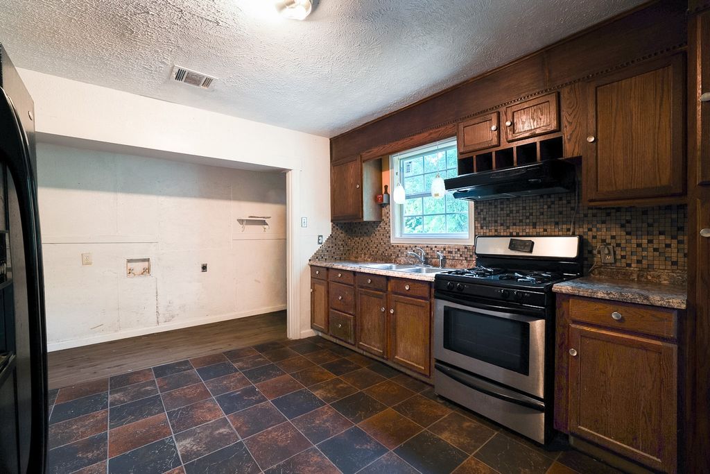 3810 Park Street, Greenville, TX 75401