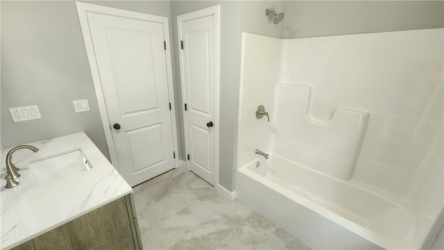 943 Wordens Pond Road, South Kingstown, RI 02879