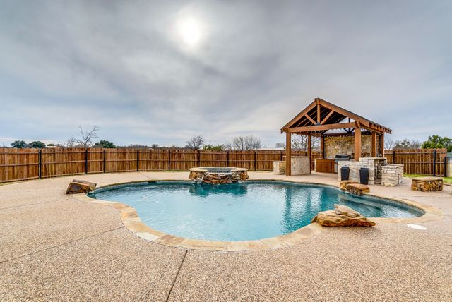 1575 Timber Creek Drive, Stephenville, TX 76401