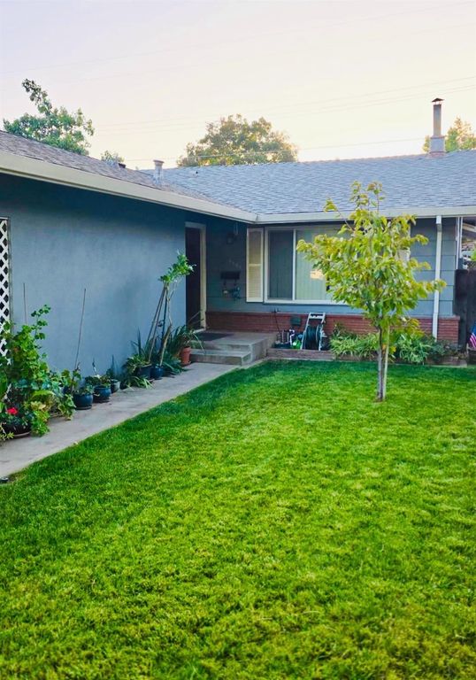 Image 4 of property listing at 2405 Carver Street, Modesto, CA 95350