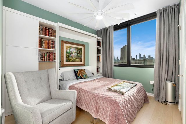 1648 W Division Street 703, Chicago, IL 60622