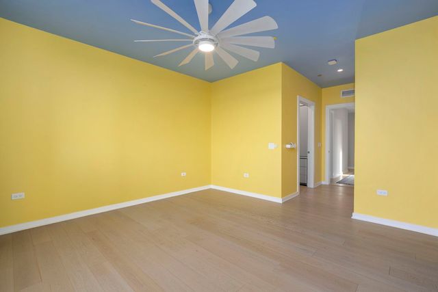 1648 W Division Street 703, Chicago, IL 60622