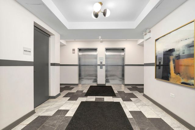 1648 W Division Street 703, Chicago, IL 60622