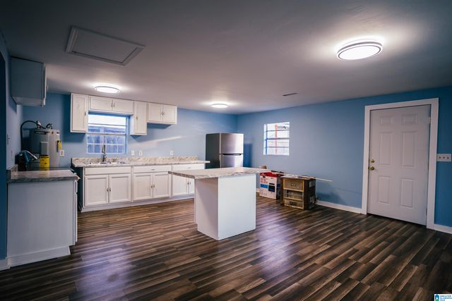 8204 2ND AVENUE, Leeds, AL 35094