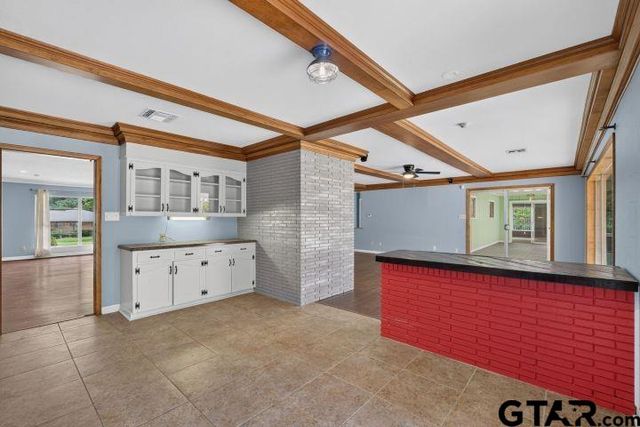 8 Rambling Road, Longview, TX 75604