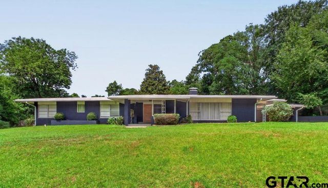 8 Rambling Road, Longview, TX 75604