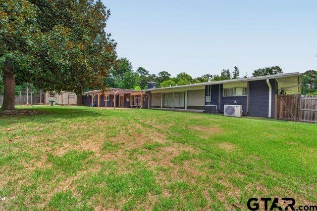 8 Rambling Road, Longview, TX 75604