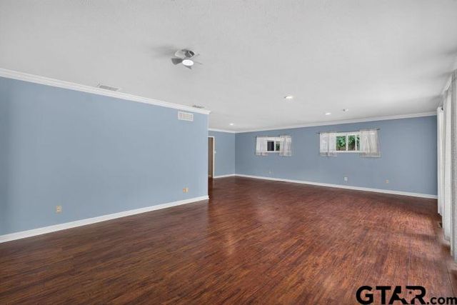8 Rambling Road, Longview, TX 75604