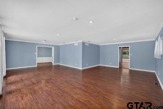 8 Rambling Road, Longview, TX 75604