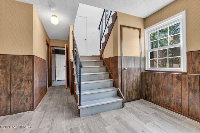 173 Stowe Street, Toms River, NJ 08753